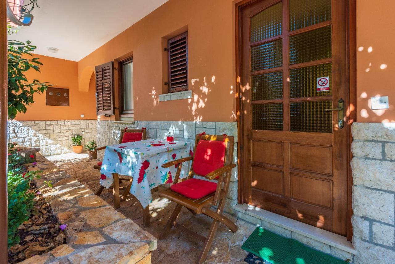 Apartments Villa Mavero بنجول المظهر الخارجي الصورة