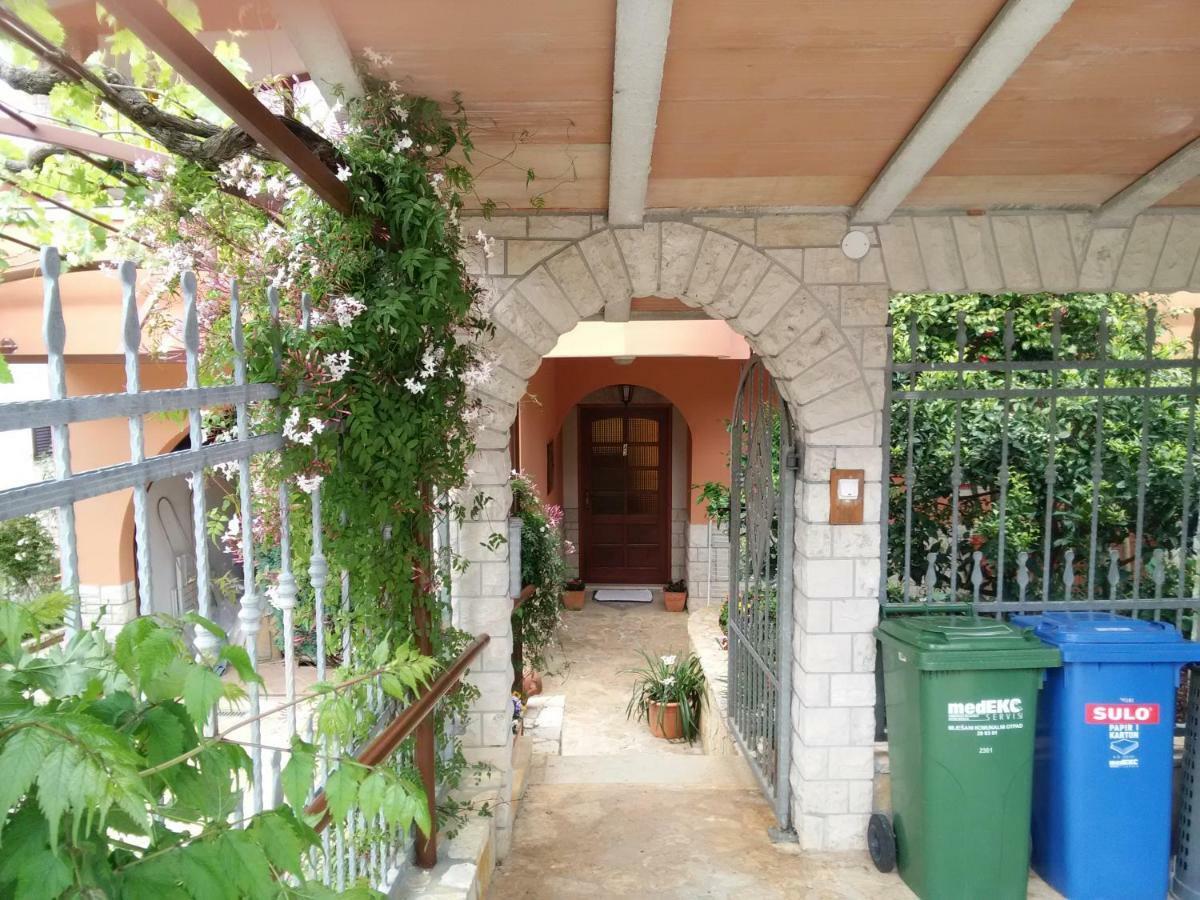 Apartments Villa Mavero بنجول المظهر الخارجي الصورة