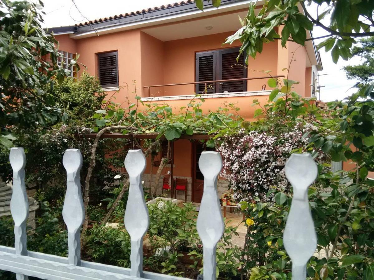Apartments Villa Mavero بنجول المظهر الخارجي الصورة